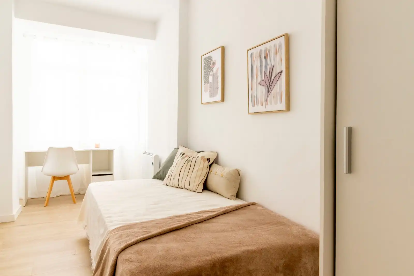 Flat for rent in Carrer de Bartomeu Reus, Hospital - Plaza del Real