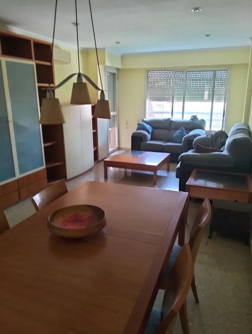 Living room of Flat for sale in  Valencia Capital  with Air Conditioner, Heating and Balcony