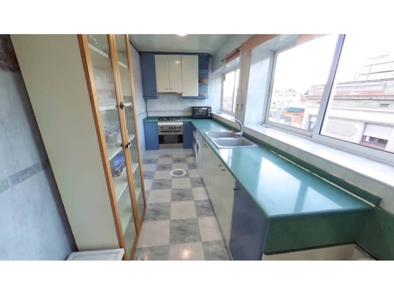 Pis en venda a Calle  Mare de Deu dels Desamparats, La Torrassa