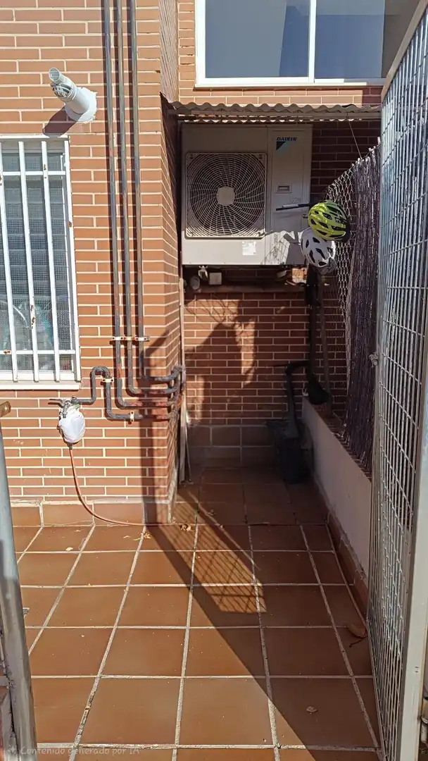 Vista exterior de Pis en venda en Las Rozas de Madrid amb Calefacció, Terrassa i Piscina comunitària