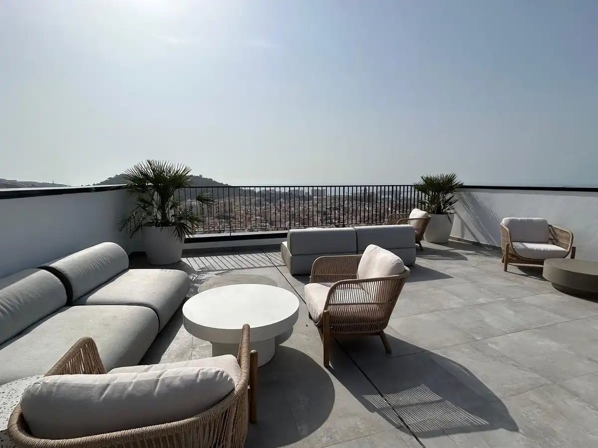 Terrassa de Apartament en venda en Málaga amb Aire condicionat, Calefacció i Moblat