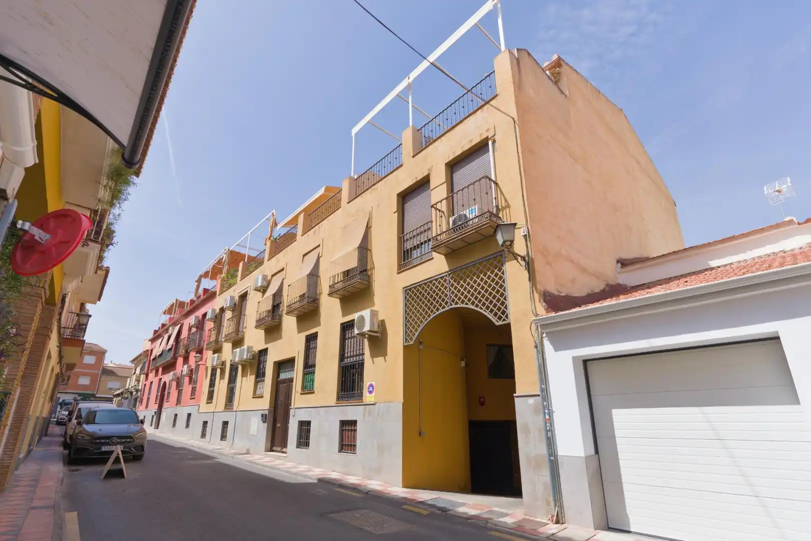 Exterior view of Flat for sale in Armilla  with Air Conditioner, Heating and Storage room