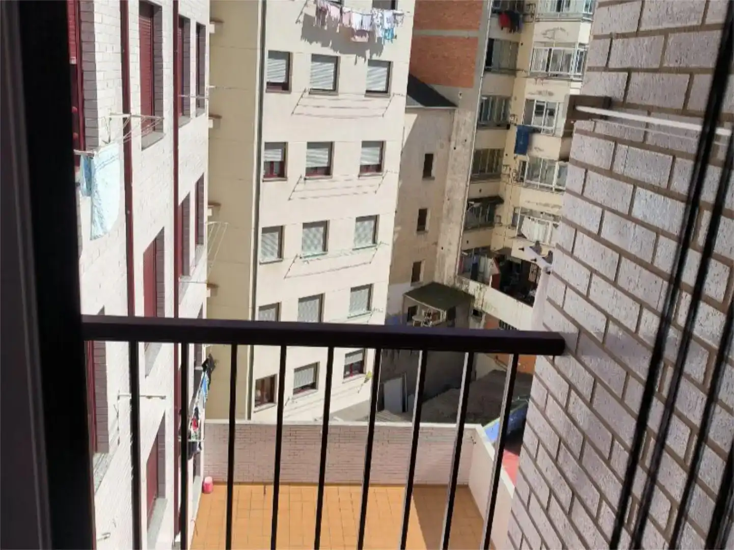 Terrassa de Pis en venda en Ponferrada amb Parquet, Traster i Moblat
