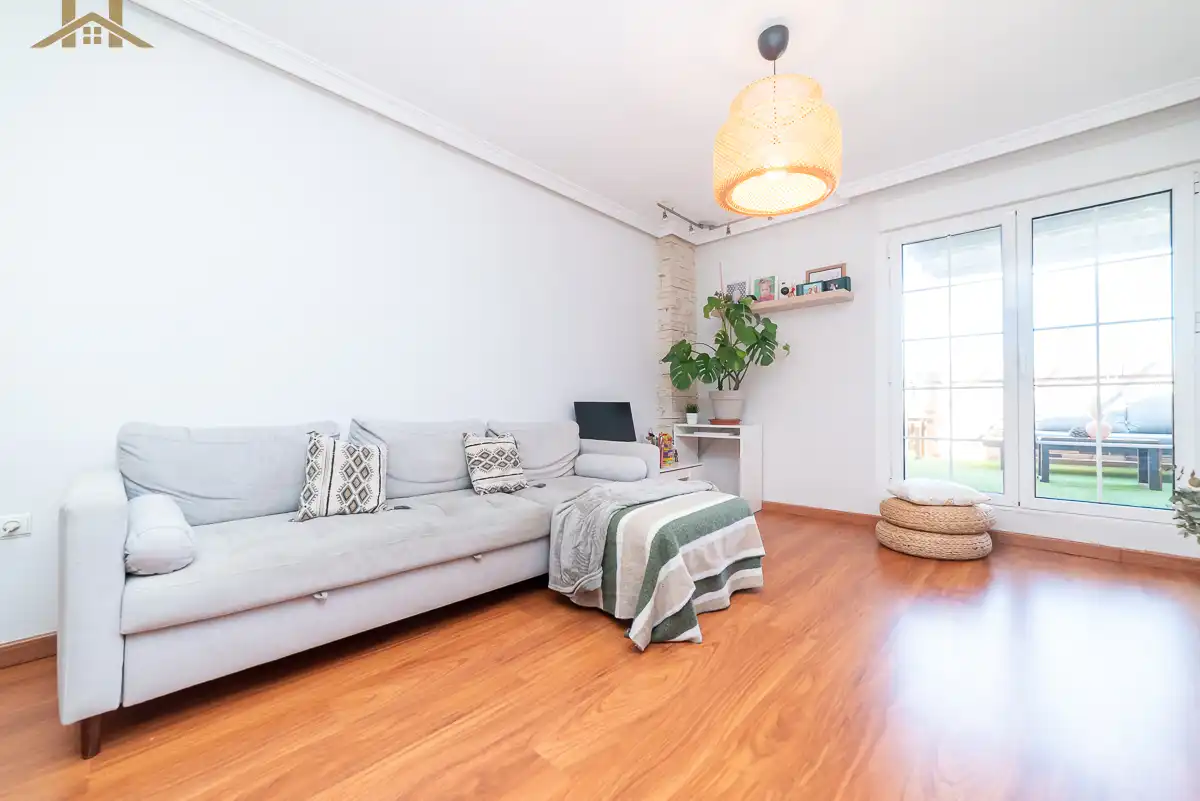 Sala d'estar de Àtic en venda en Arroyomolinos (Madrid) amb Aire condicionat, Calefacció i Terrassa