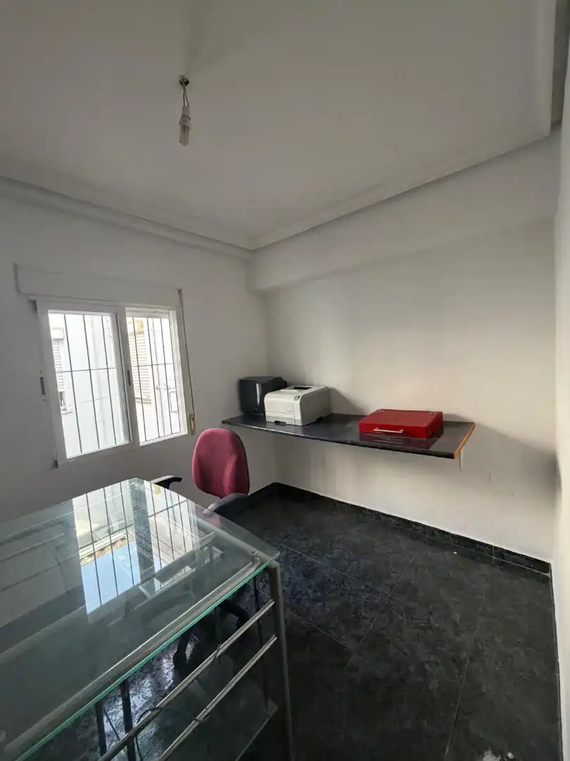 Flat for sale in Jaén  with Air Conditioner, Furnished and Balcony