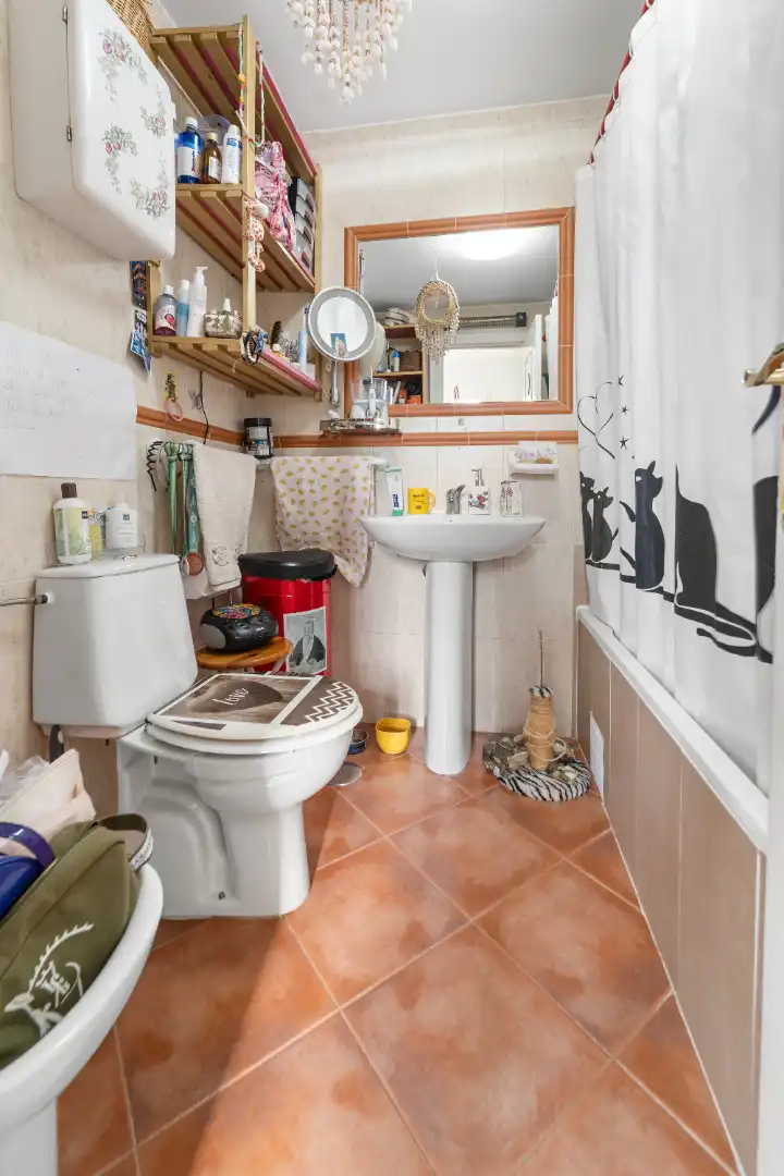 Bathroom of Duplexes for sale in Málaga  with Air Conditioner, Terrace and Storage room