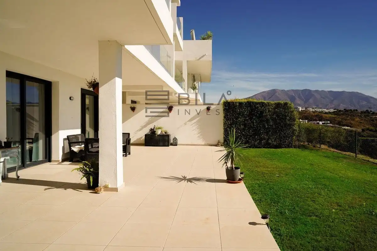 Pis amb piscina en venda a Urb. La Cala Golf Resort, imagen 3