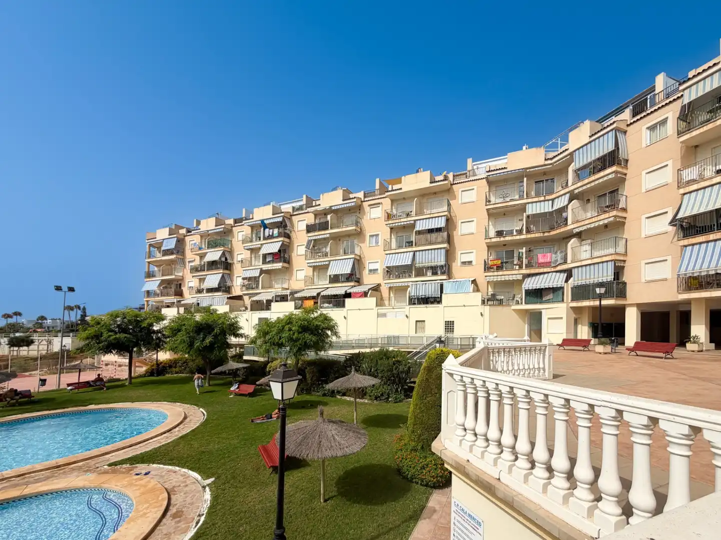 Vista exterior de Apartament en venda en El Campello amb Aire condicionat, Traster i Piscina