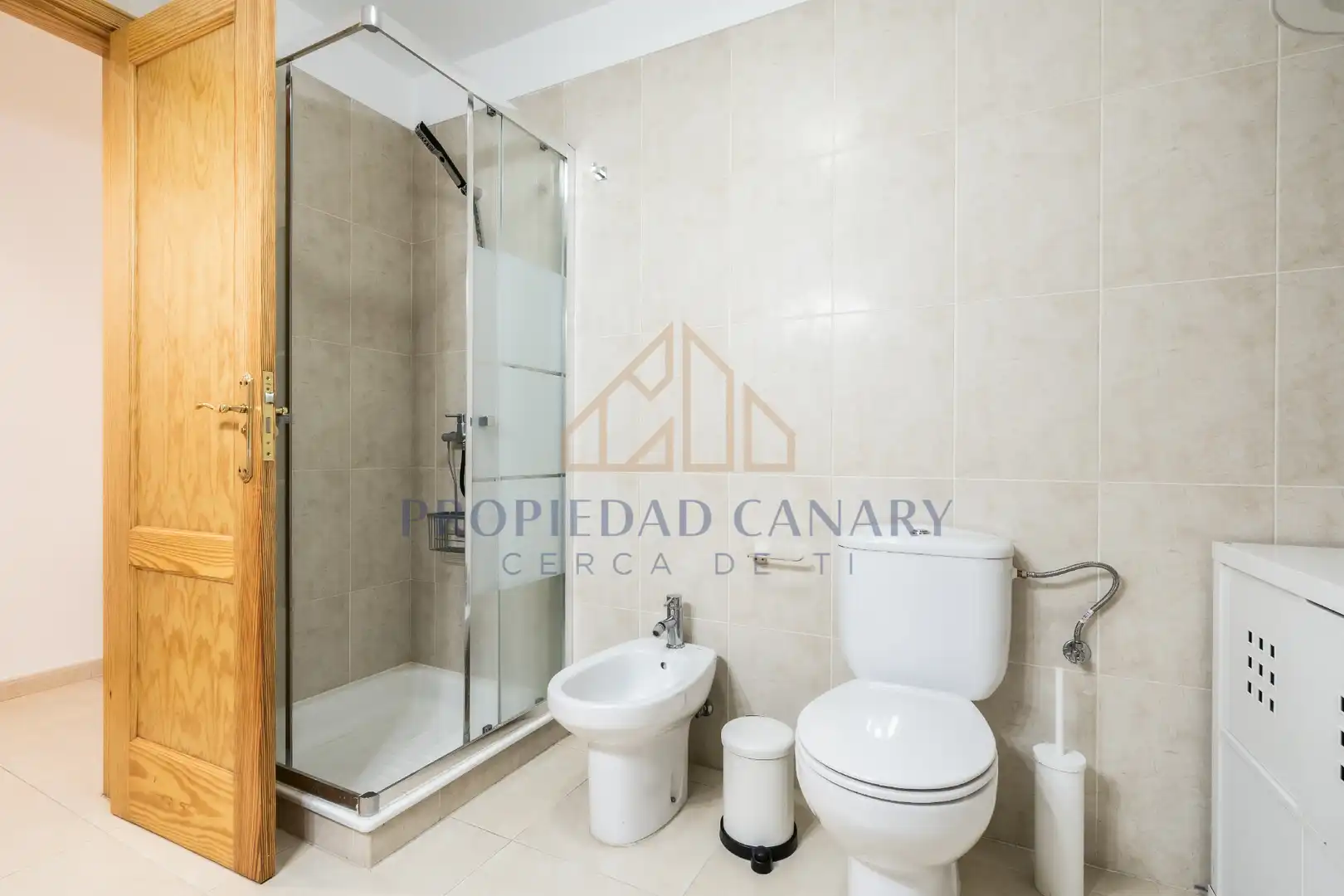 Bathroom of Flat for rent in La Victoria de Acentejo  with Storage room, Furnished and Oven