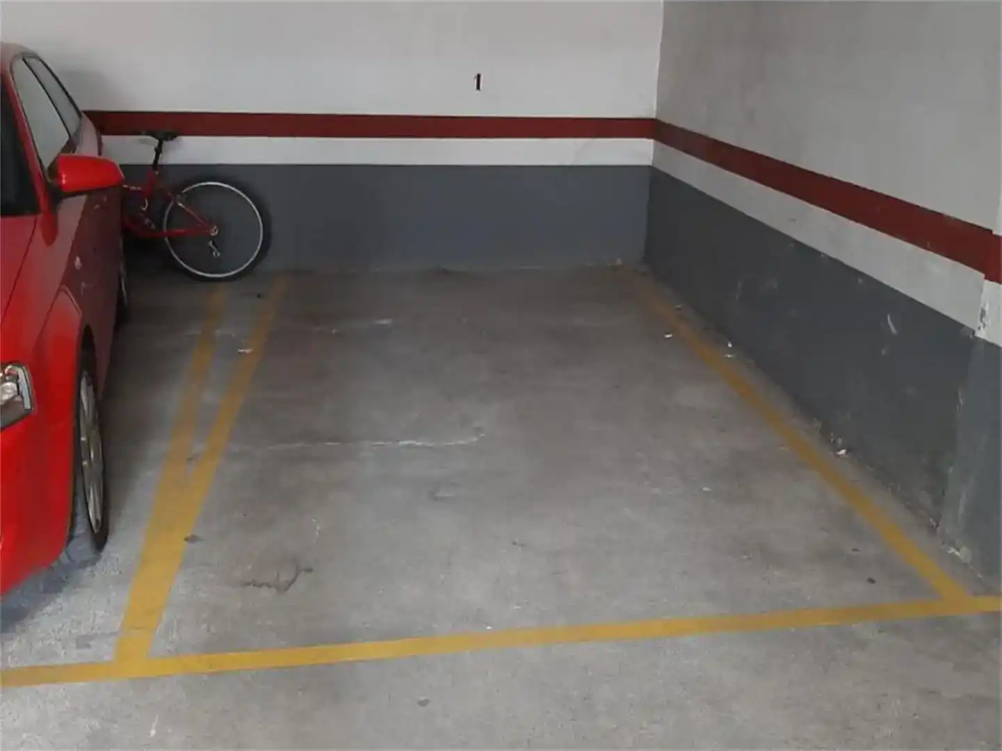Parking of Garage for rent in Bétera