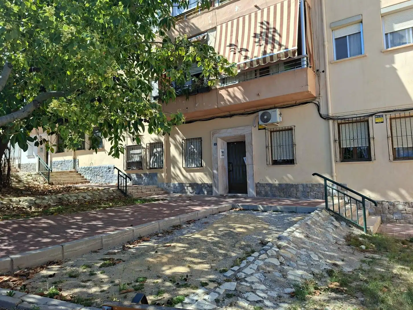 Vista exterior de Pis en venda en Alicante / Alacant
