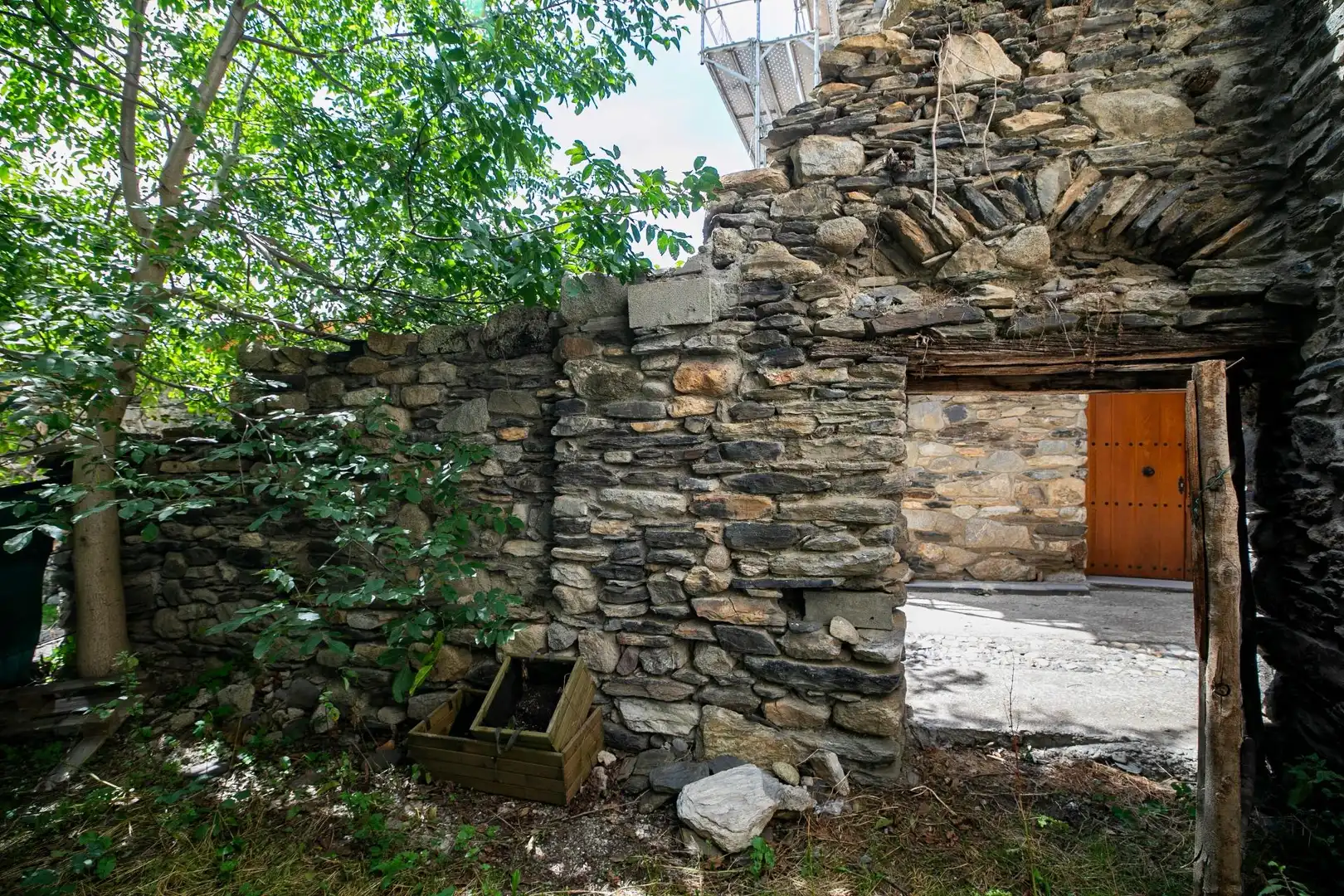 Country homes for sale in Sahún