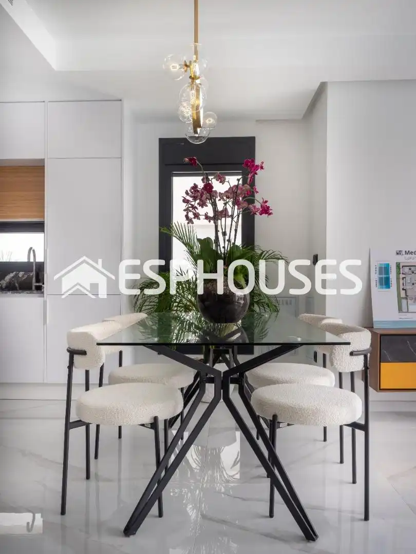Comedor de Casa adosada en venta en San Pedro del Pinatar con Aire acondicionado, Terraza y Piscina
