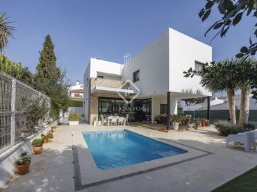 Villa avec piscine à vendre à Campolivar