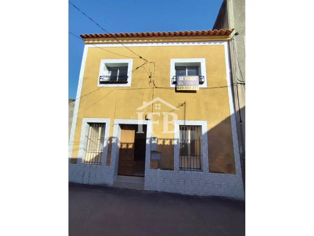 Vista exterior de Casa o xalet en venda en Higuera de Vargas amb Terrassa