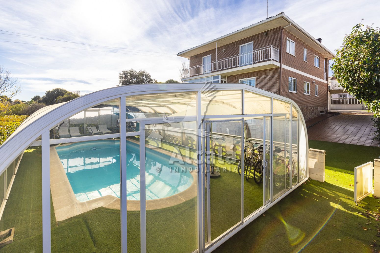 Piscina de Casa o chalet en venta en Torrejón del Rey con Calefacción, Terraza y Trastero