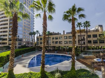 Penthouse mit Balkon zum Verkauf in Carrer de Josep Pla