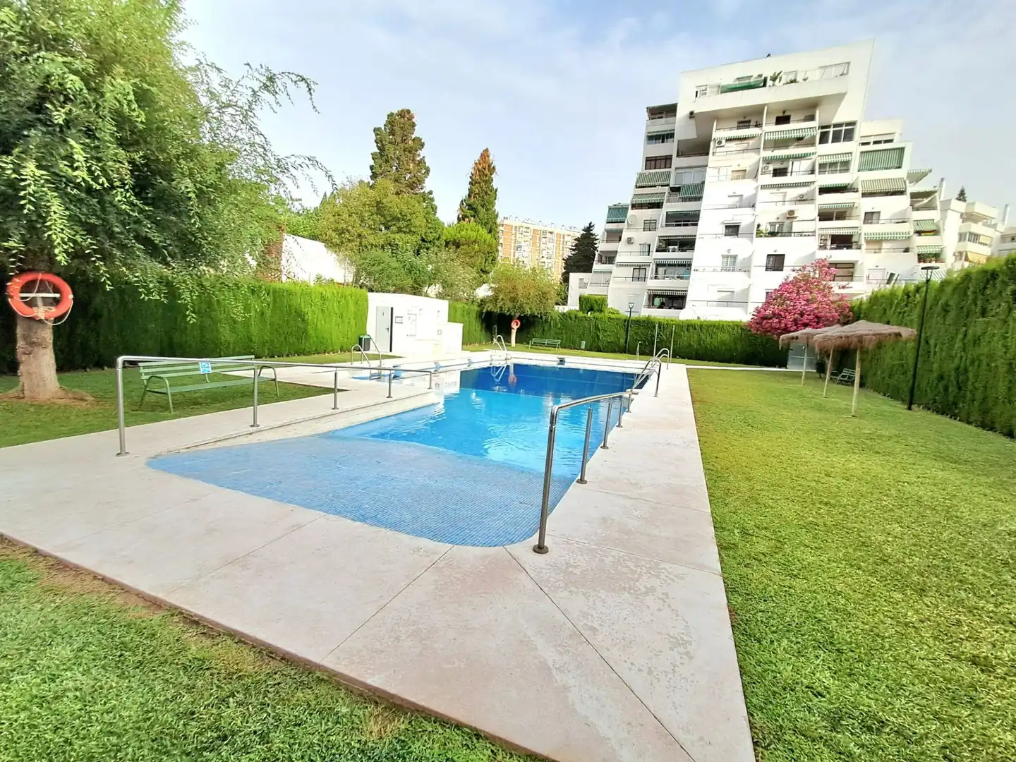 Piscina de Apartamento en venta en Benalmádena con Aire acondicionado, Calefacción y Jardín privado