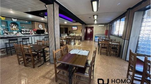 Foto 3 von Geschaftsraum zur ubertragung in Calle Miquel Crusafont, Centre, Sant Quirze del Vallès