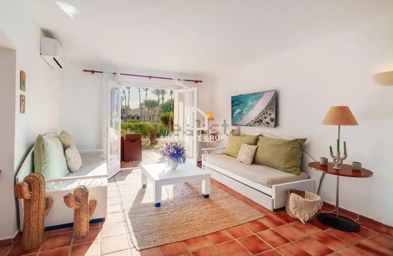 Sala d'estar de Dúplex en venda en Ciutadella de Menorca amb Aire condicionat, Calefacció i Terrassa