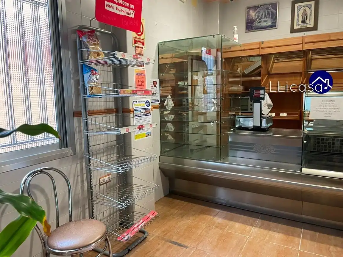 Commercial properties for sale in Pedralba