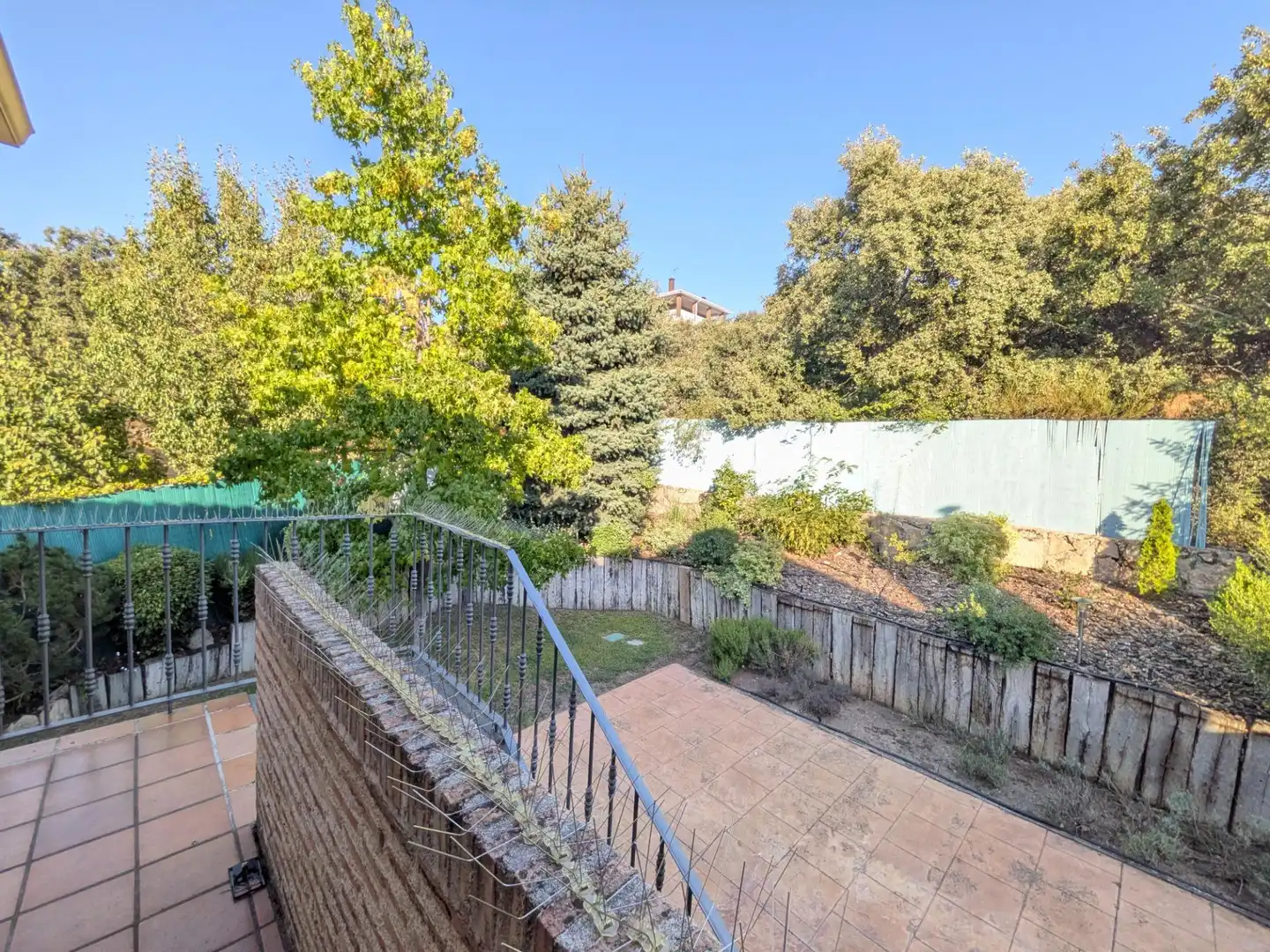 Terrassa de Casa o xalet en venda en Valdeaveruelo amb Aire condicionat, Calefacció i Jardí privat