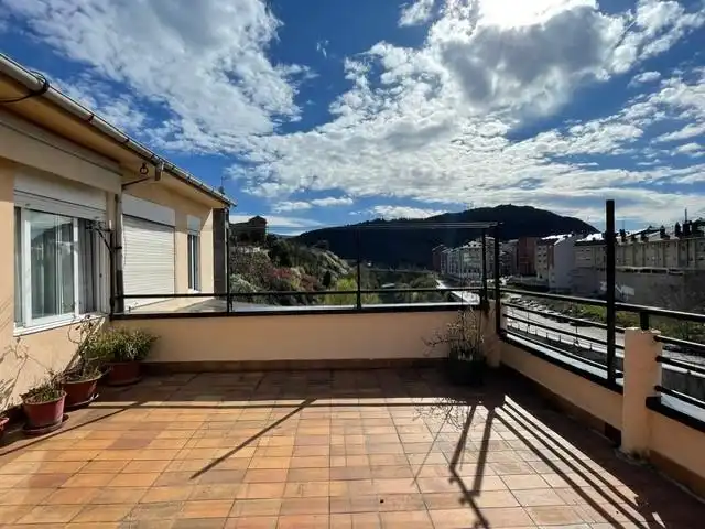 Terrassa de Pis en venda en Ponferrada amb Calefacció i Terrassa