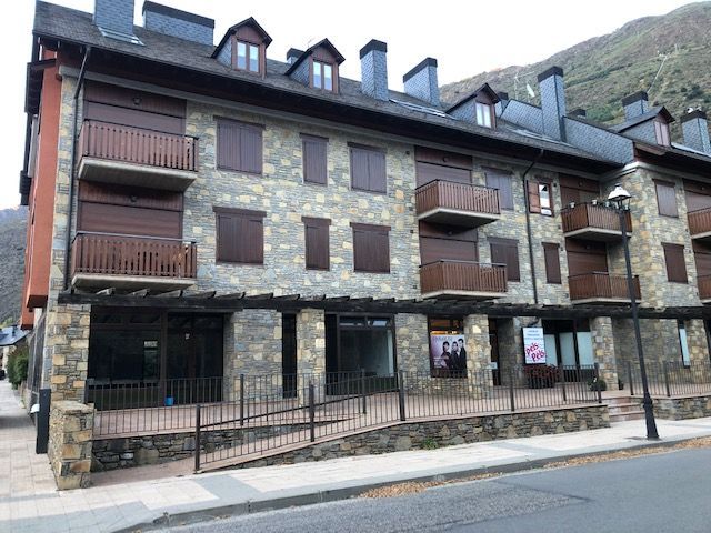 Vista exterior de Local de lloguer en Esterri d'Àneu