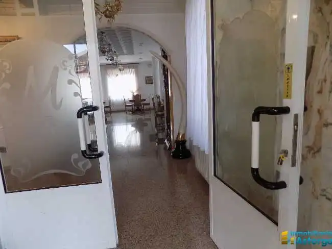 Edificio en venta en Brazuelo
