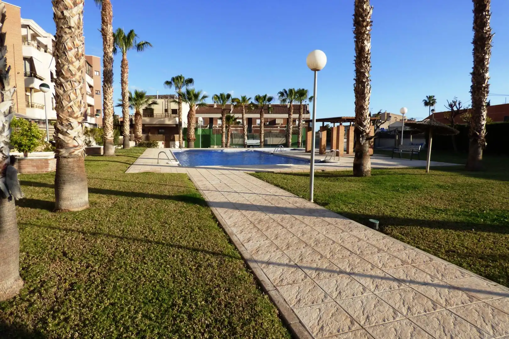 Piscina de Pis en venda en Sant Joan d'Alacant amb Aire condicionat, Calefacció i Jardí privat