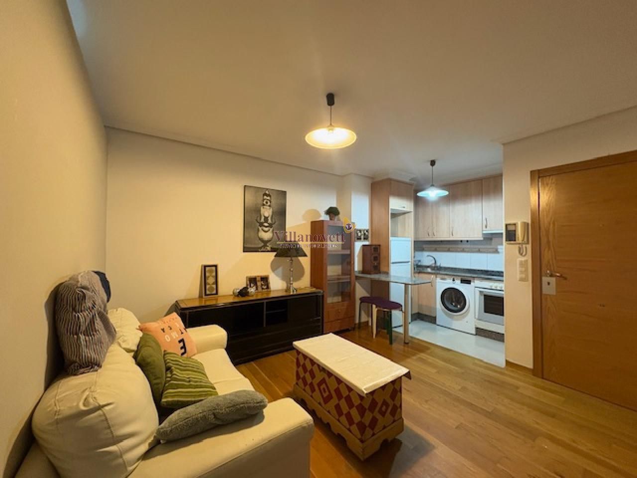 Living room of Study to rent in Vigo   with Heating, Parquet flooring and Furnished