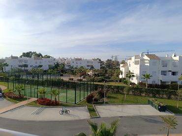 Apartment with pool for sale in Calle Turina