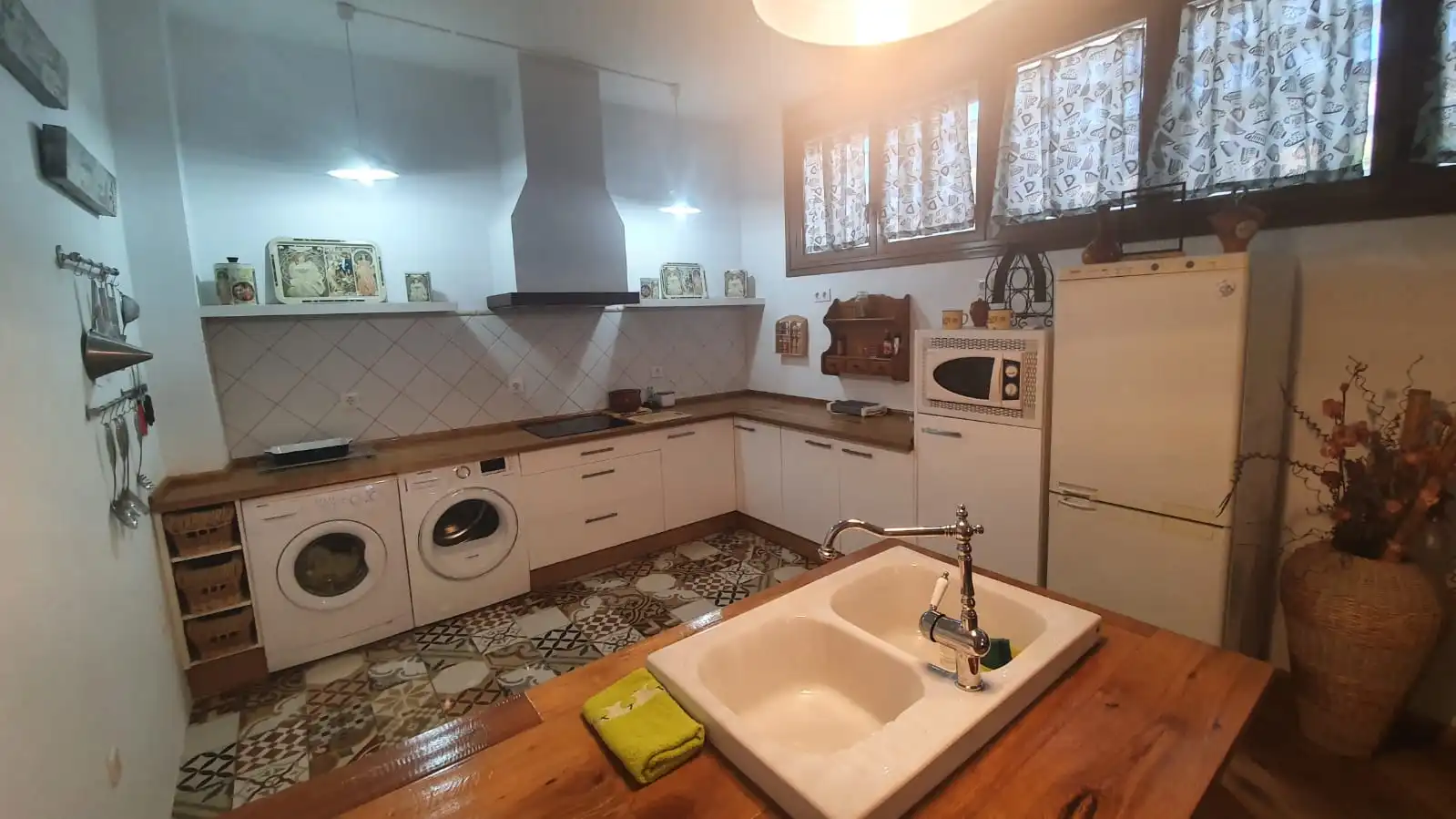 Houses for sale in Camino Viejo del Puerto, 1, Zona Norte - Hospital - Urbanizaciones