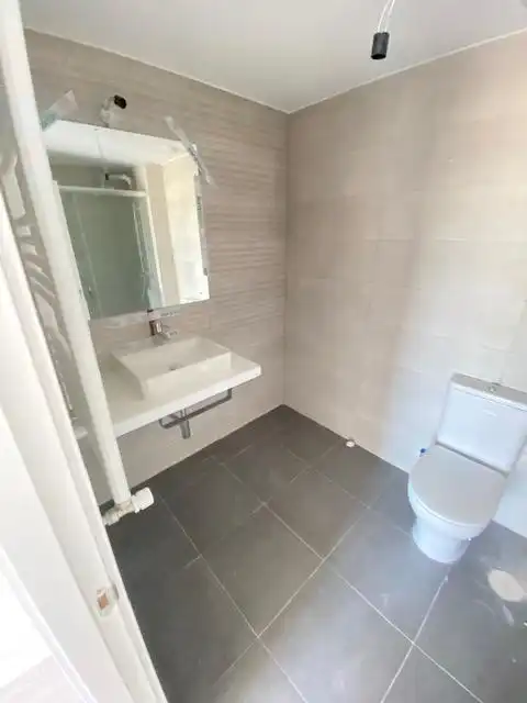 Baño de Piso en venta en Alovera con Calefacción, Trastero y Piscina