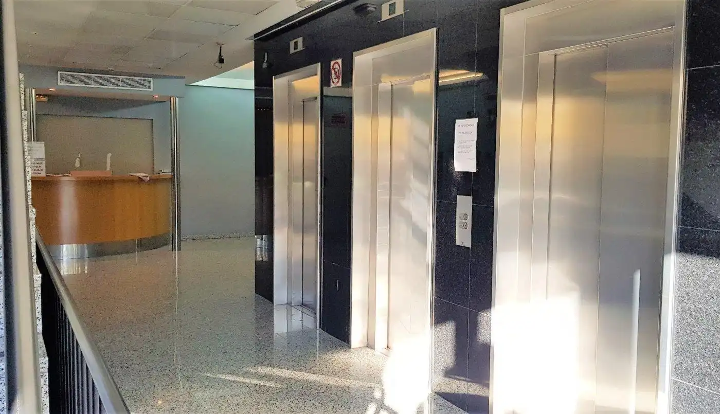 Büro zum Verkauf in Sevilla mit Klimaanlage