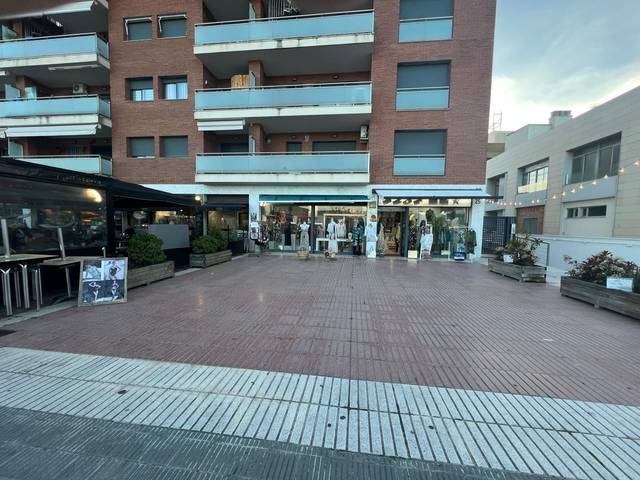 Local comercial en Alquiler en Prat de Cunit