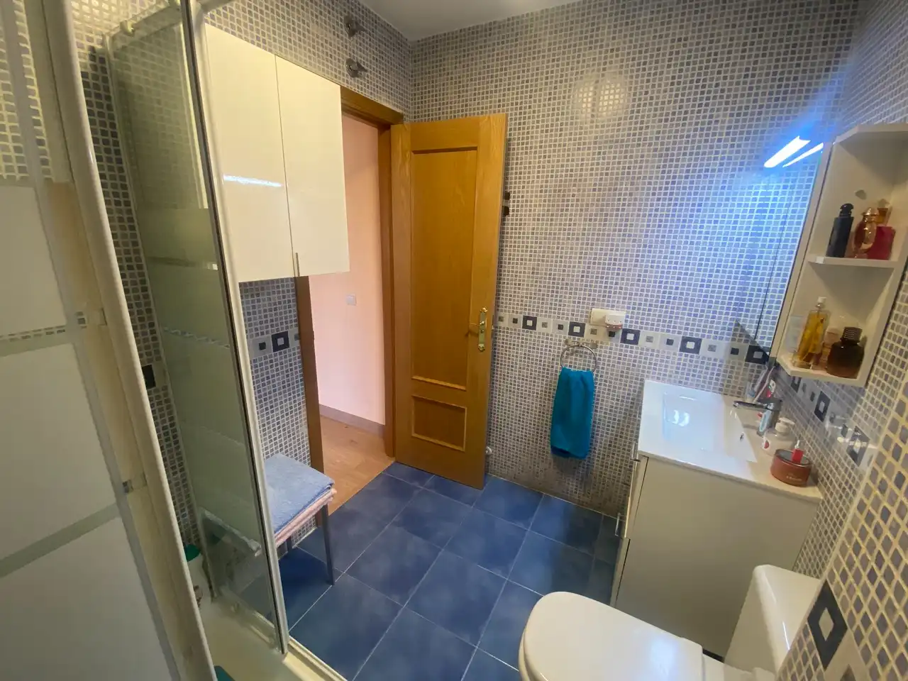 Bathroom of Flat for sale in Villarrubia de los Ojos  with Air Conditioner, Heating and Terrace