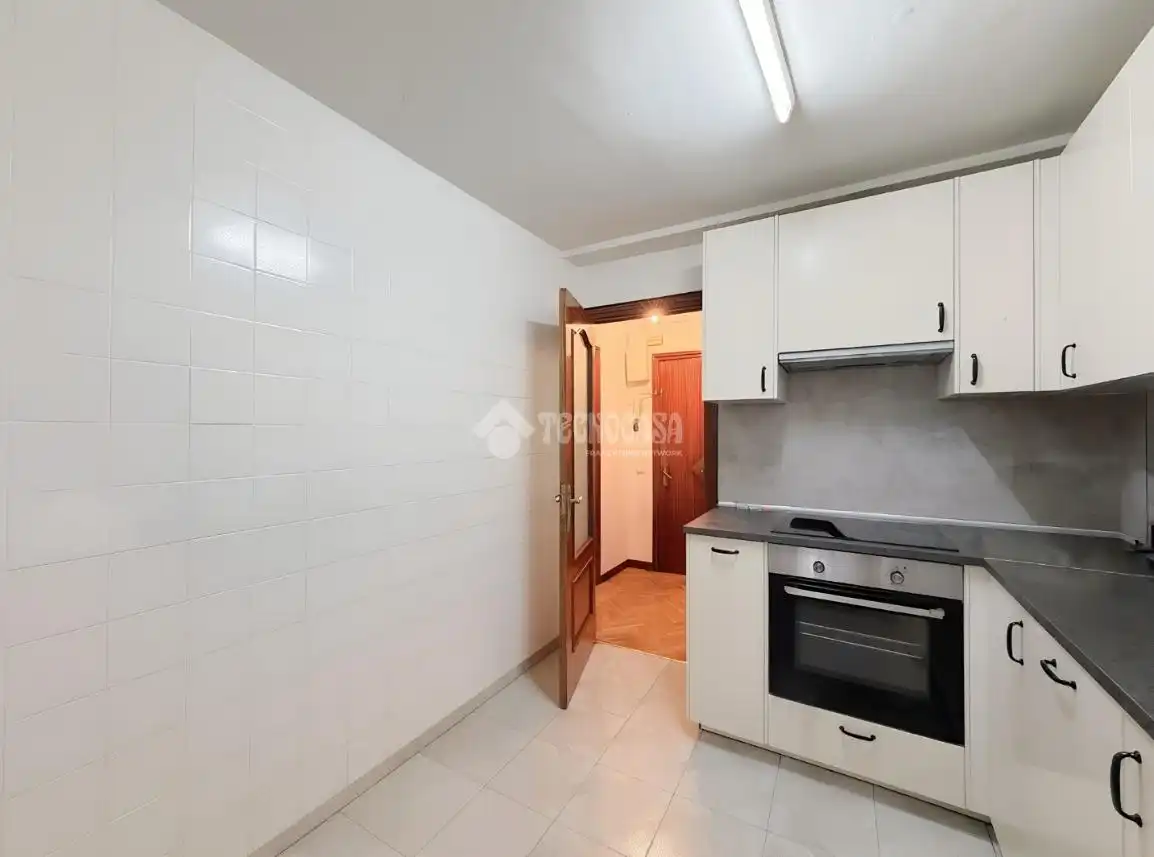 Cocina de Piso en venta en Madrid