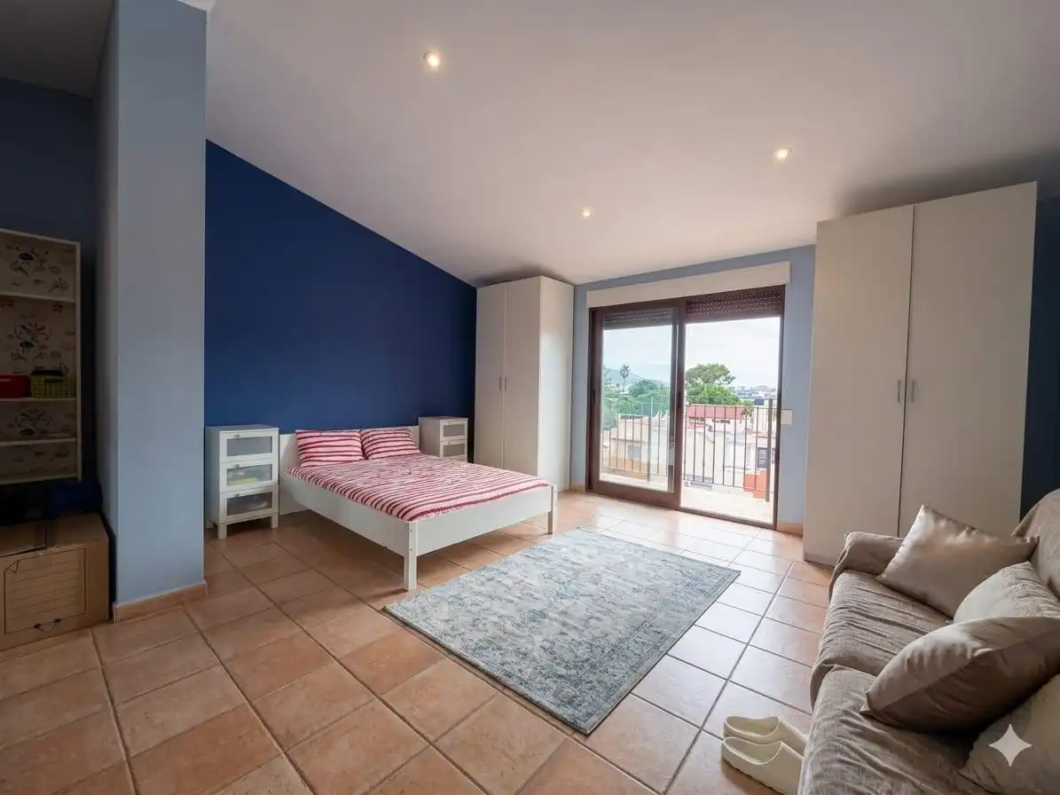 Maison avec terrasse à vendre à Calle José Paredes