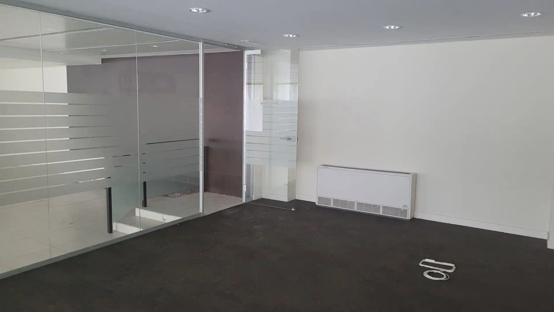 Local comercial de lloguer a Plaza Cristóbal Colón 1, imagen 4