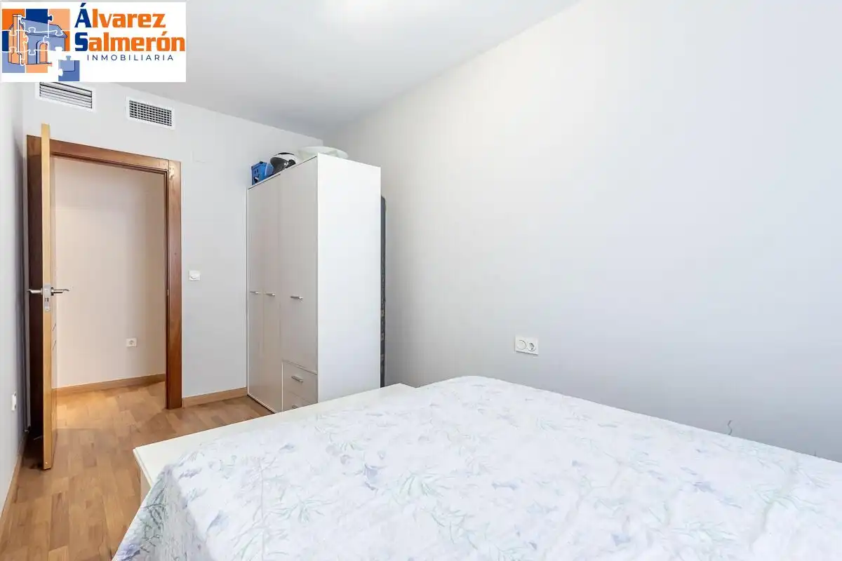 Piso con piscina en venta en Calle EMIR, imagen 12