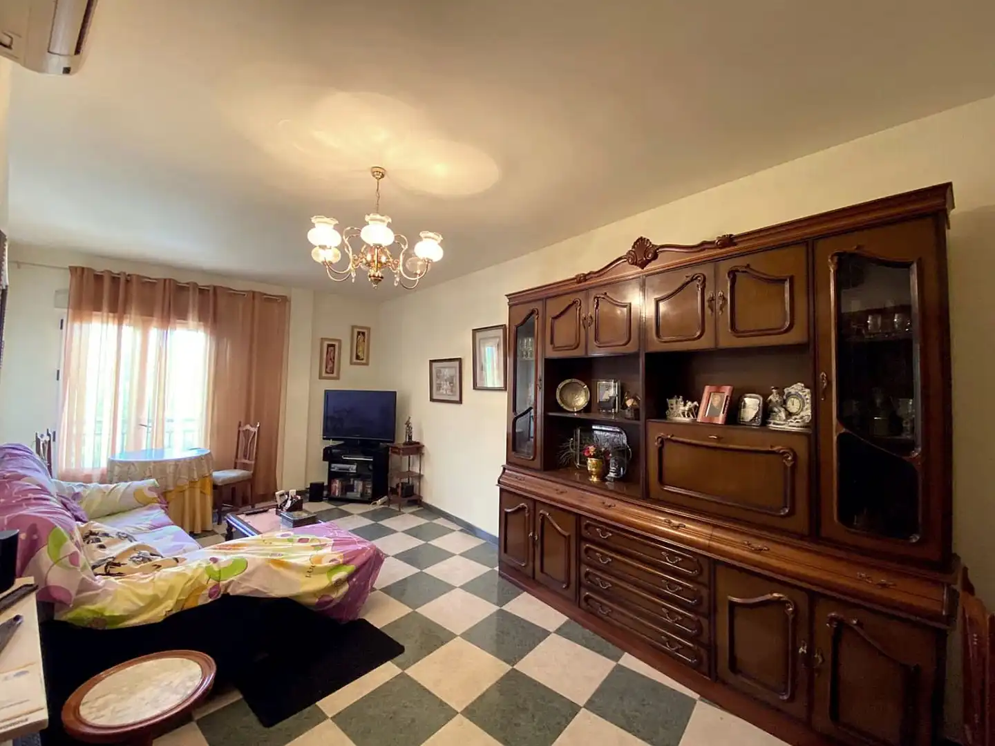 Flat with terrace for sale in Mayorazgo