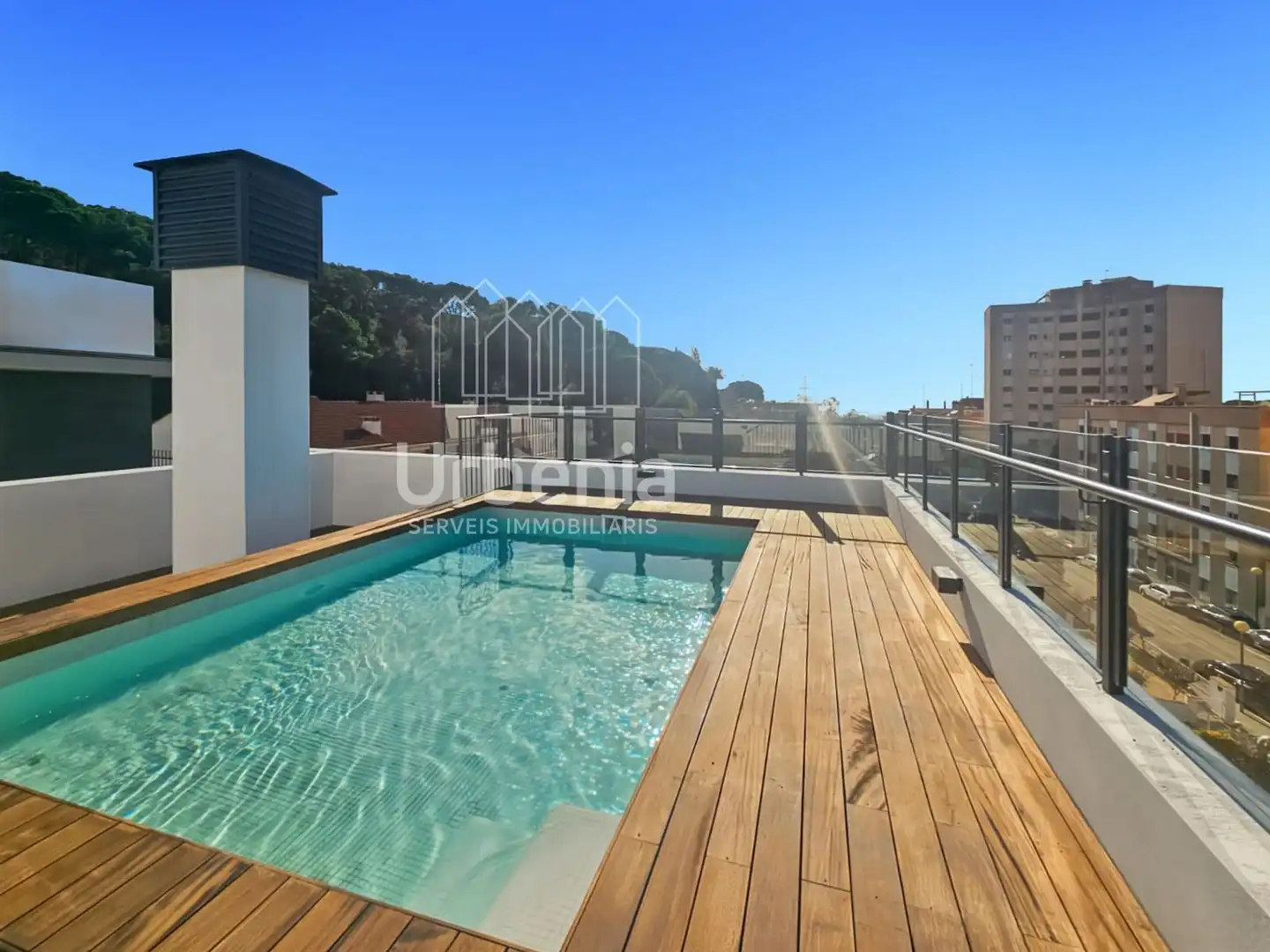 Schwimmbecken von Maisonette zum Verkauf in Arenys de Mar mit Klimaanlage, Heizung und Terrasse