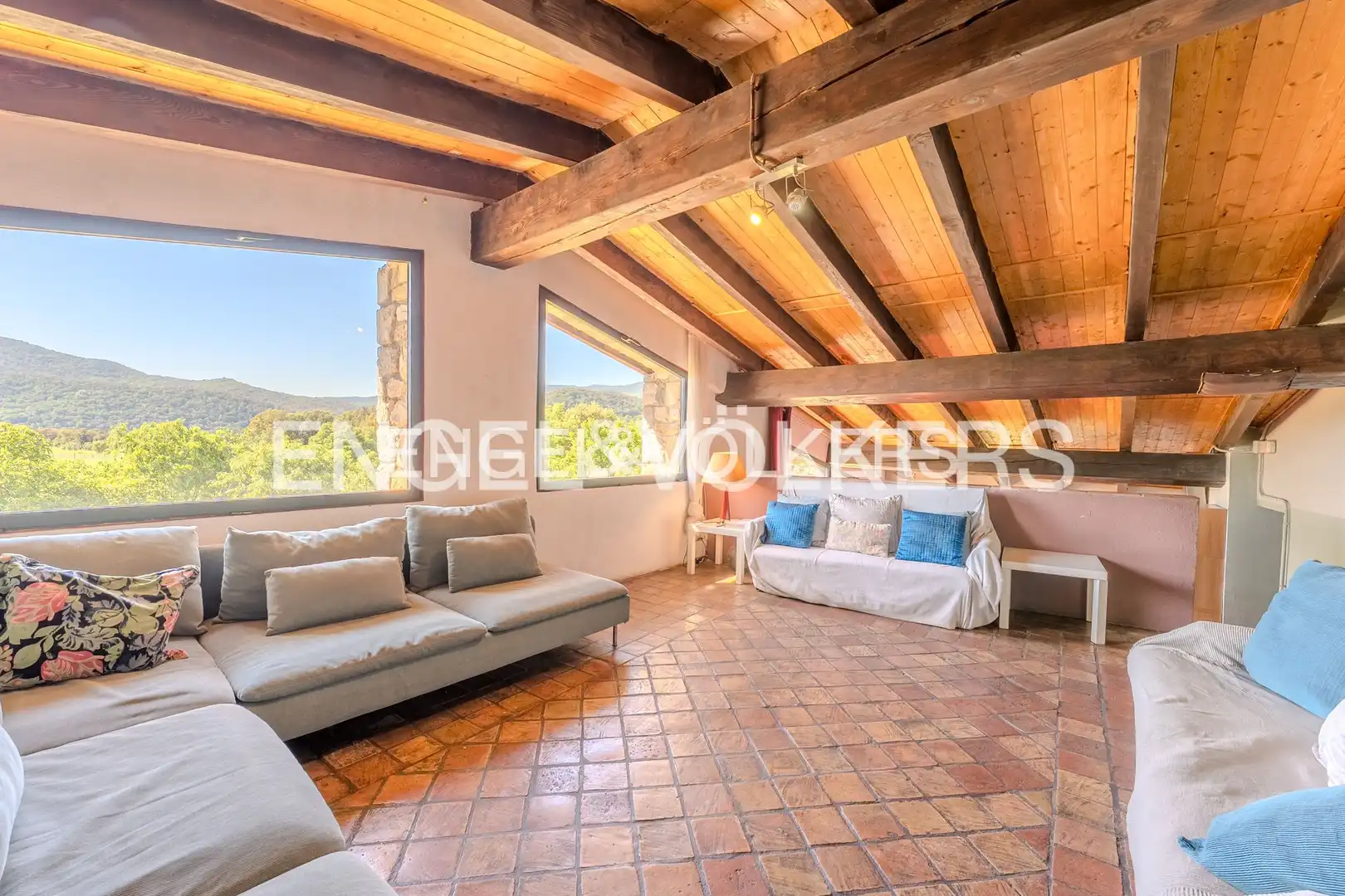Sala d'estar de Finca rústica en venda en Argelaguer amb Calefacció, Jardí privat i Traster