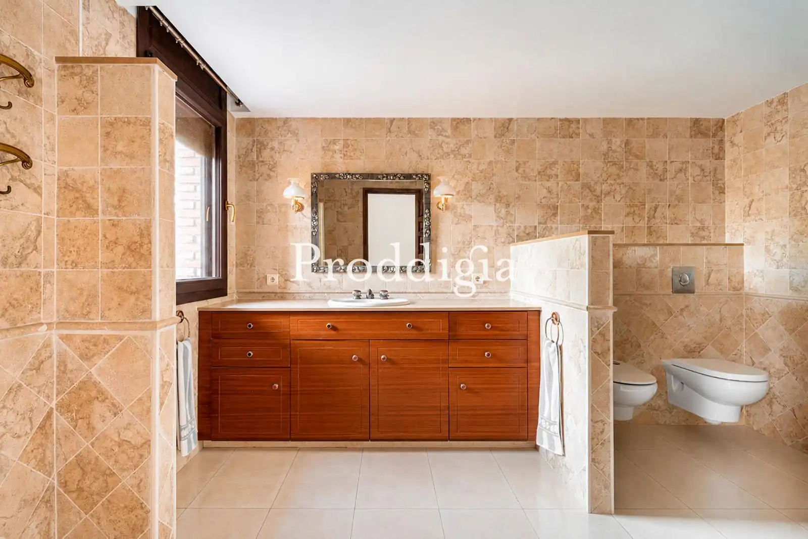 Bathroom of Houses for sale in Sant Cugat del Vallès  with Air Conditioner, Heating and Terrace