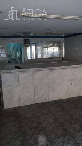 Local comercial en Alquiler en Salesas