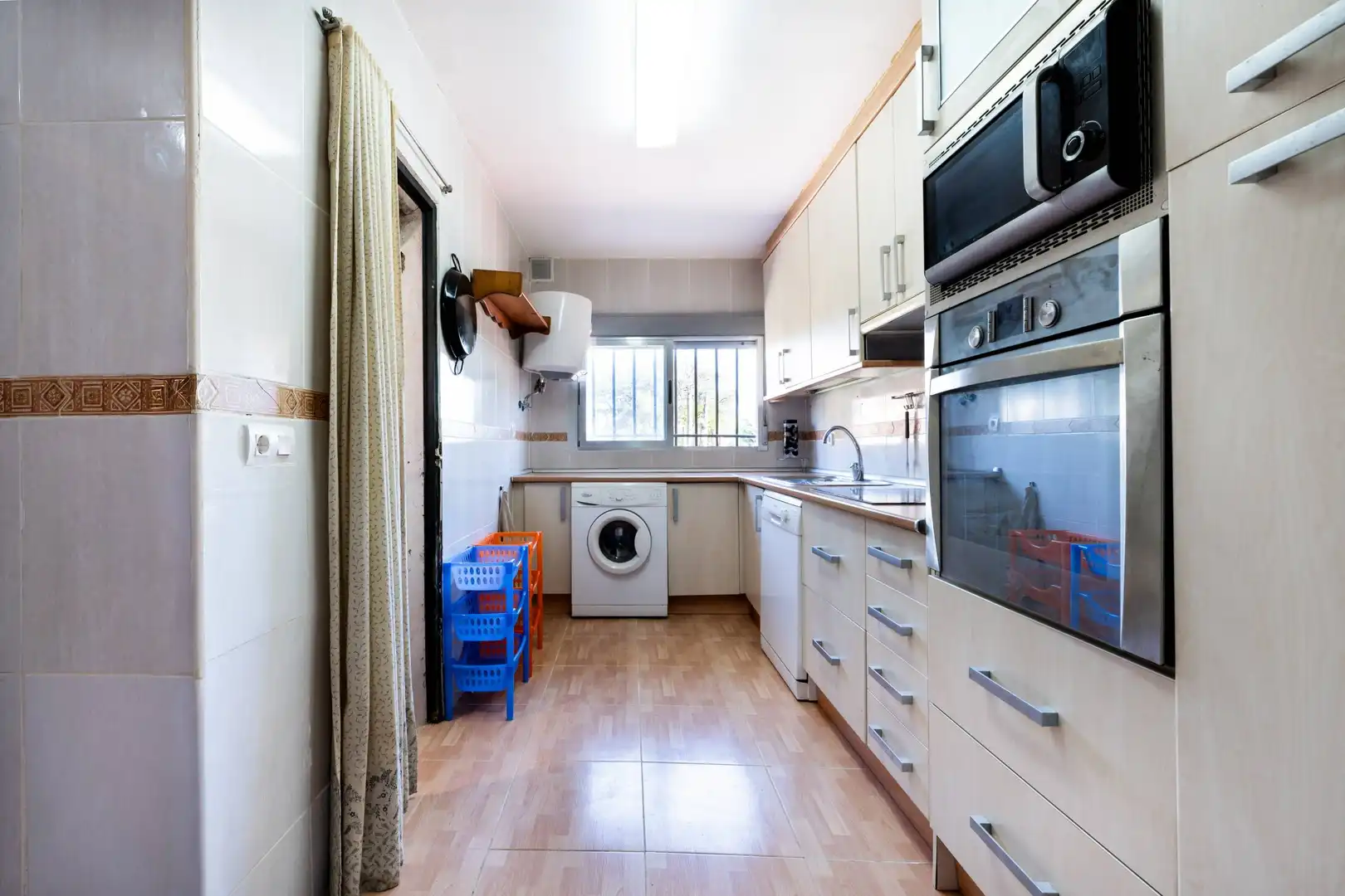 Cocina de Casa o chalet en venta en El Casar de Escalona con Calefacción, Terraza y Alarma