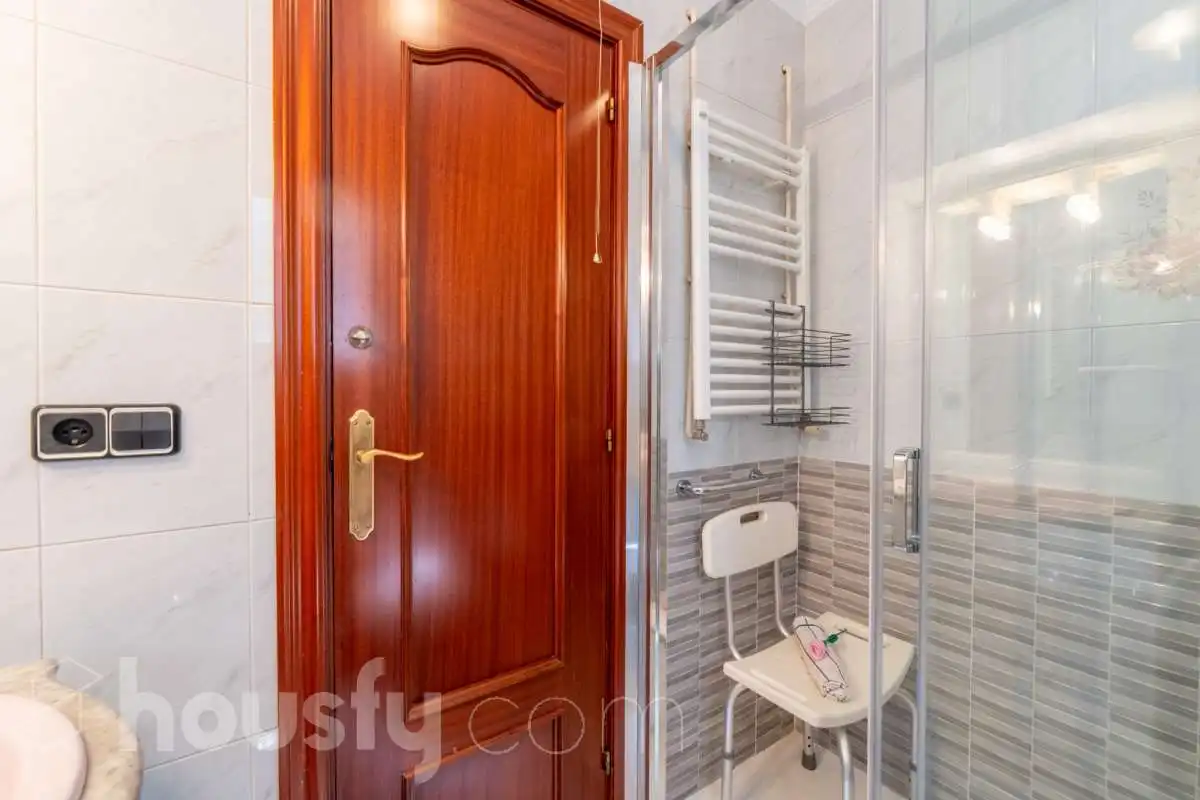 Badezimmer von Wohnung zum Verkauf in Vilanova i la Geltrú mit Heizung und Terrasse