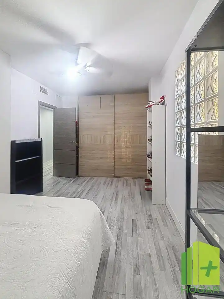 Dormitori de Casa o xalet en venda en La Guardia de Jaén amb Aire condicionat, Jardí privat i Terrassa