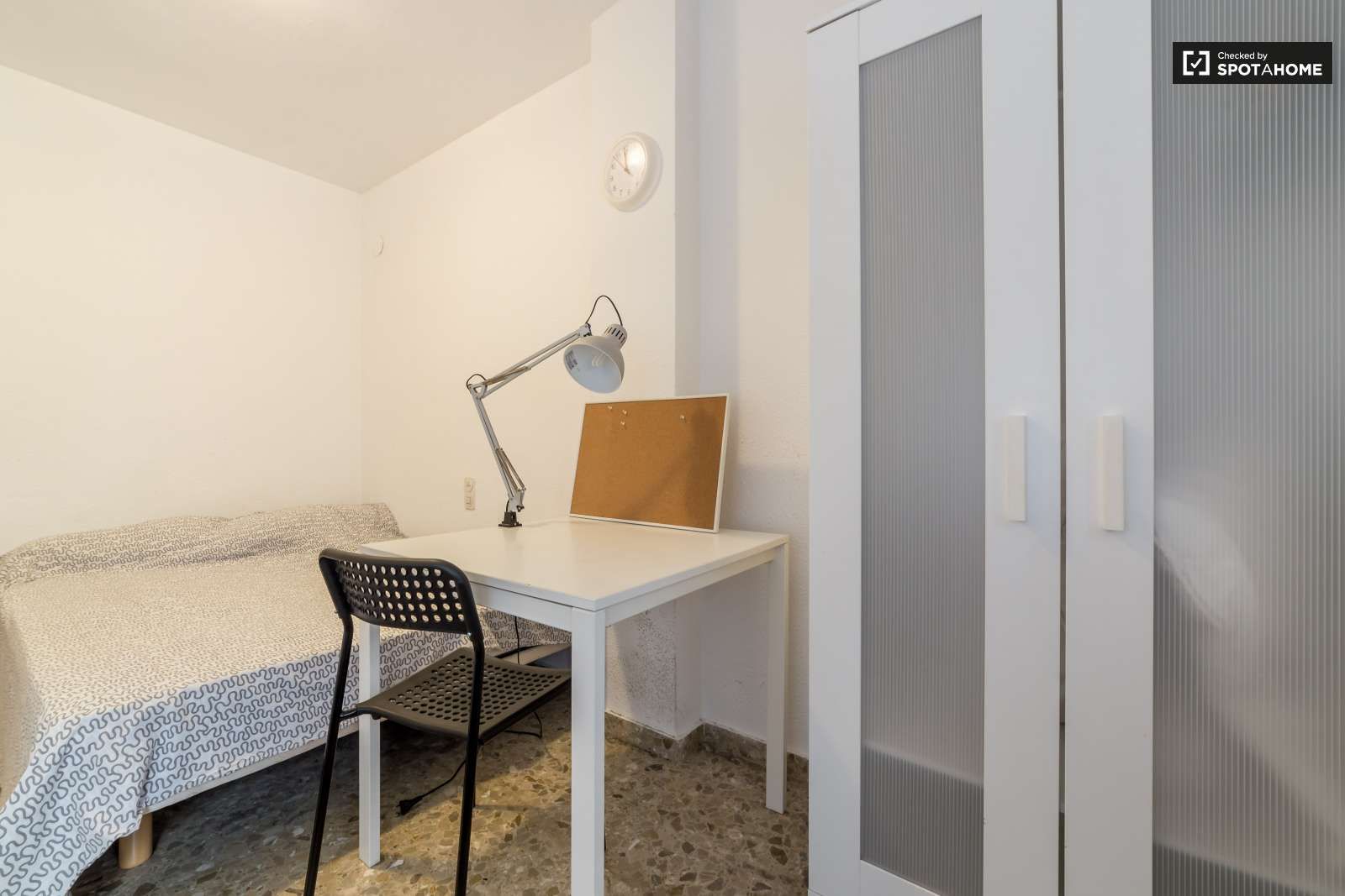 Flat to share in La Roqueta